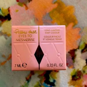 Charlotte Tilbury Eyes to Mesmerise in Pillow Talk